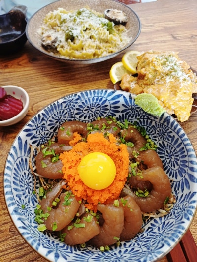 행궁동일식 에조치, 홋카이도 가정식 전복내장파스타와 새우쯔유장덮밥