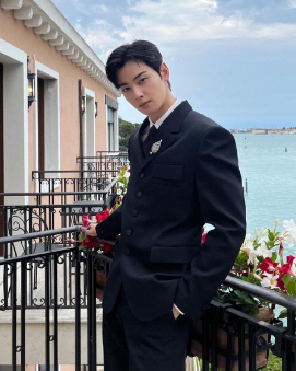차은우 대화를 몰래 엿들었다? 50대 여성, 두 차례 도청 시도 의혹카페에 도청 장치 설치한 50....