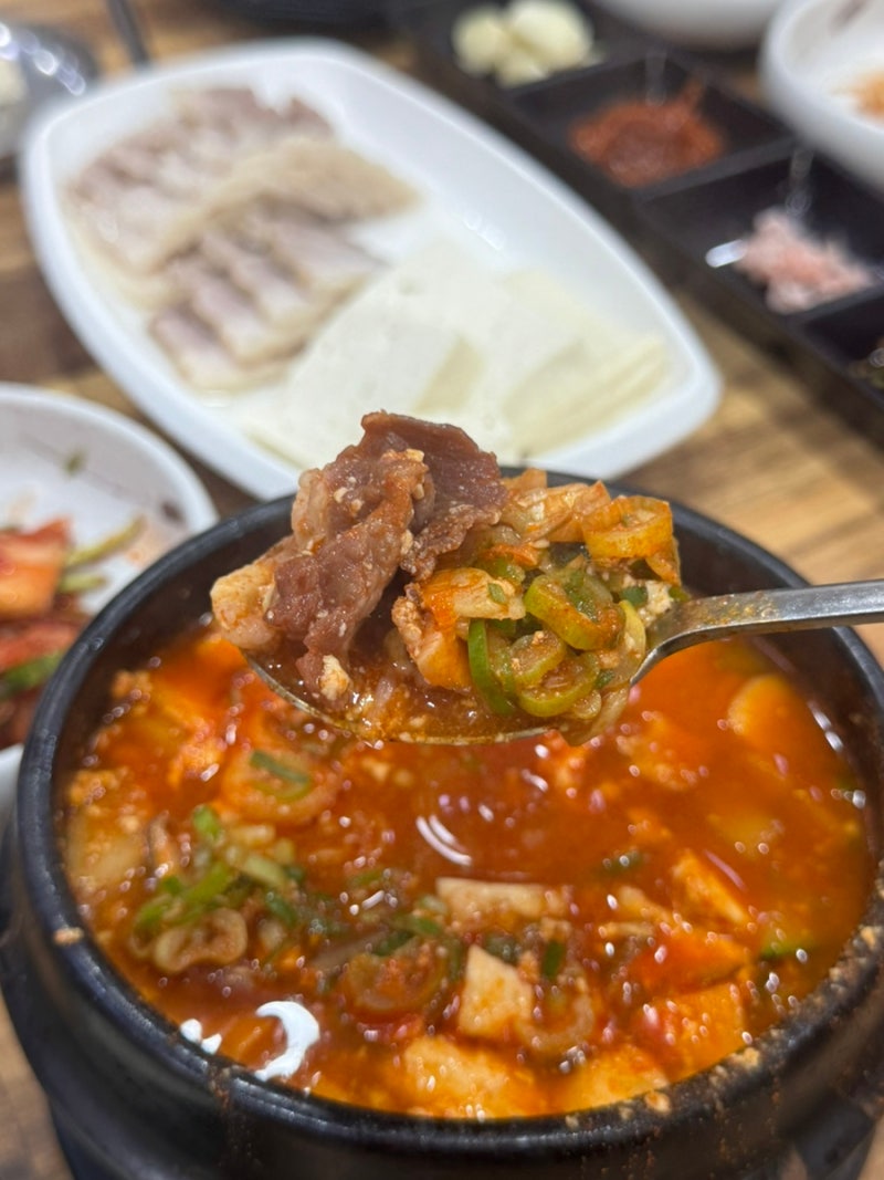 부산 다대포맛집 장터손두부, 한번씩 생각나는 순두부찌개 !