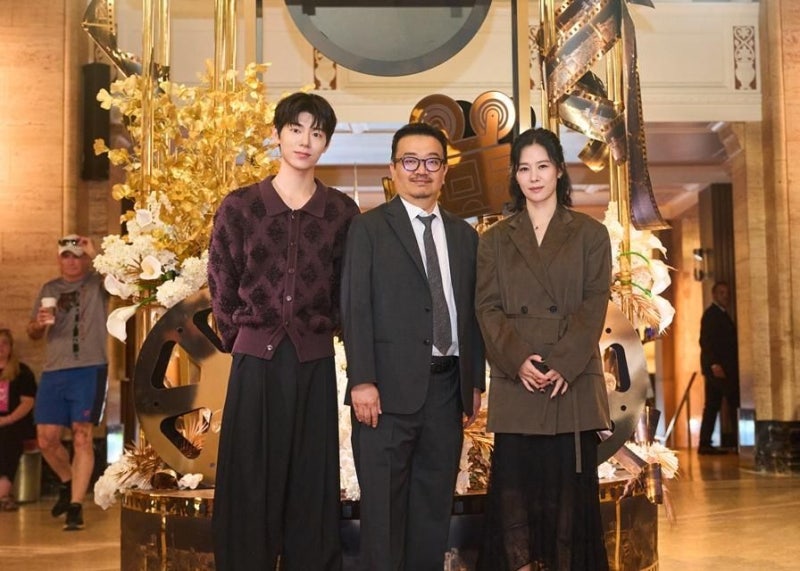 연상호 감독 신작 '실낙원', 토론토에서 먼저 터졌다 김현주X배현성 '실낙원', 14회차 촬영으....
