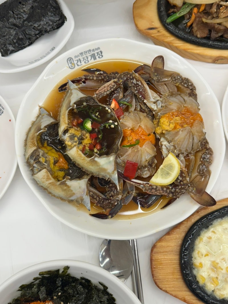 합정 간장게장 맛집｜명현만간장게장 암꽃게 정식 솔직후기 | 메뉴 가격 주차 | 합정역에서 ....