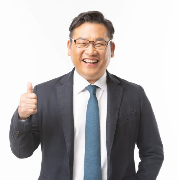 또 추미애 저격한 김민석, "21억 계약 투명성 했나?" 논란을 불러온 정치 컨설턴트 박시영은 ....