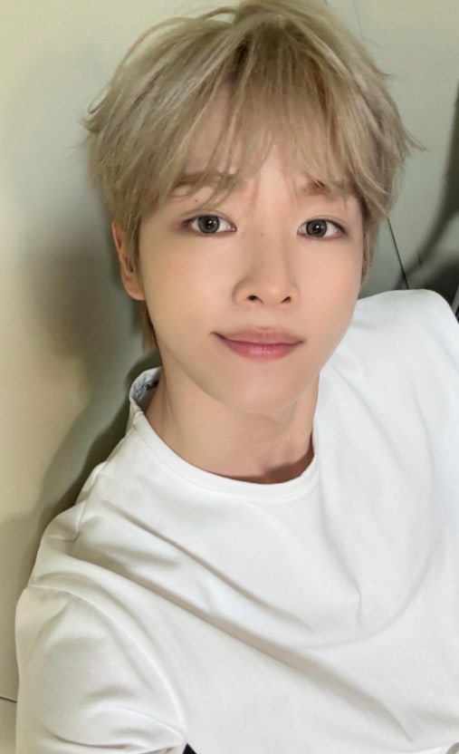 라이즈 성찬의 왕자님 비주얼 남자머리 추천 염색 탈색 잘하는곳 헤어다이아 수원역타임점 ....