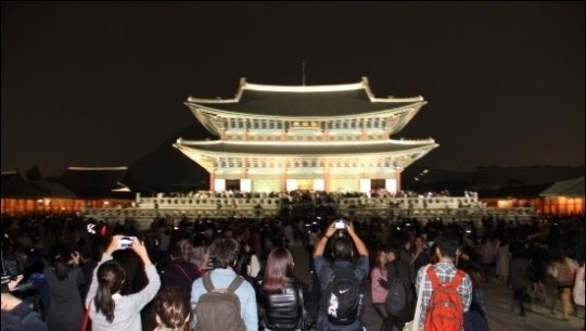 경복궁 야간개장 예매 놓치면 못 들어간다는데, 시간·입구 위치 총정리