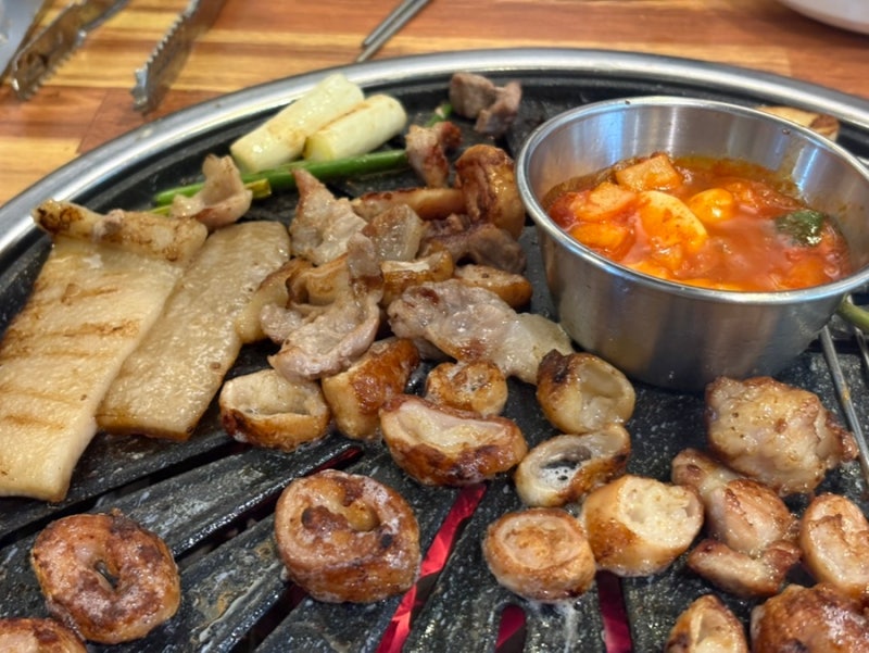 율량동 옥이네막창이랑뒷고기 옥이세트 후기