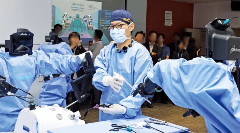 삼성서울병원 휴머노이드 수술로봇, 다빈치와 뭐가 다를까?｜98.7% 성공률의 의미