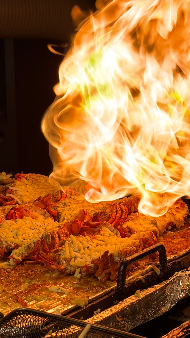 済州東門市場夜市グルメレビュー｜アワビキンパ・ロブスターチーズ焼き・鶏肉串焼きに漢拏山焼酎まで