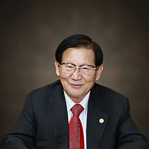 "감옥에서 완전히 풀려났다고요?" 신천지 이만희 석방 소식에 난리 난 댓글창