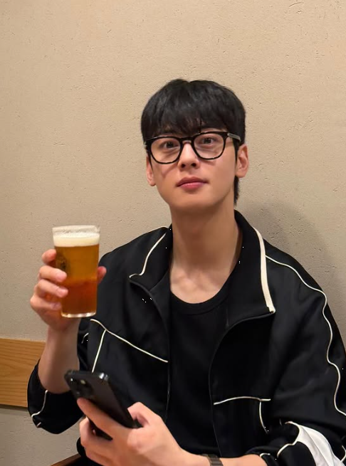 "카페 테이블 밑에 도청기가?" 차은우 카페 도청 사건 50대 여성 경찰 수사충격 전말