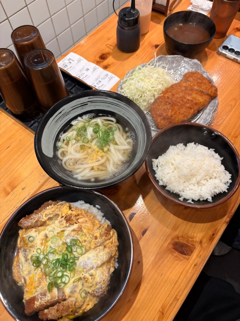 3박4일 일본 오사카 여행 후기 & 경비 공개 [4] 덴덴타운, 피규어, 오사카 현지인 돈가스 카츠....
