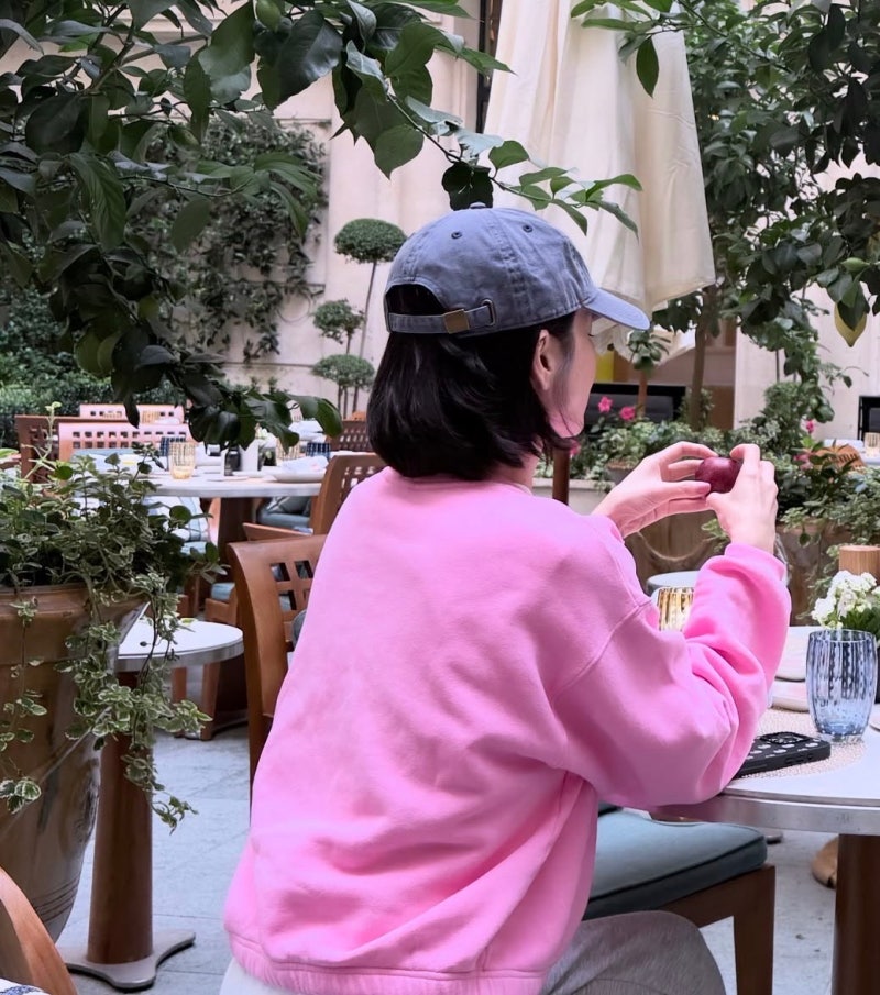 44세 맞아요..? 따라 입고 싶은 송혜교 일상 코디법