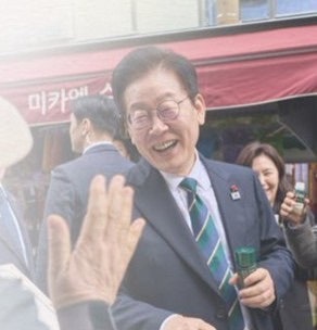 이재명 대통령 기자회견, 진짜 화제된 발언 TOP3 (feat. "동지들" 발언 논란)