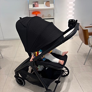 [리안 플릭] 신생아부터 사용가능한 가볍고 안정적인 절충형 유모차