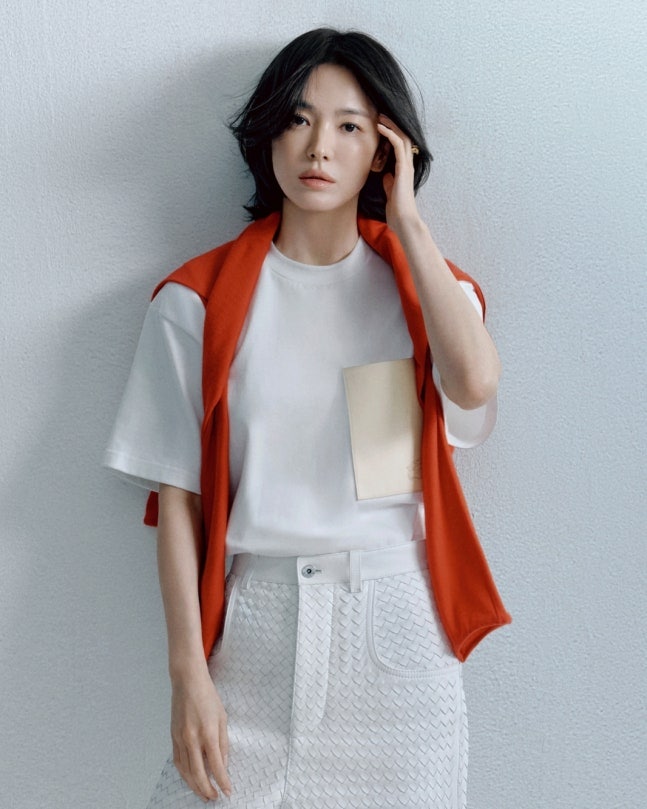 송혜교, 럭셔리 브랜드 글로벌 모델 보테가 베네타와 새 여정