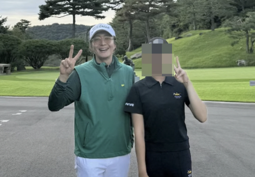 배용준, 백발 모습으로 골프장 등장…오랜만에 공개된 근황은?