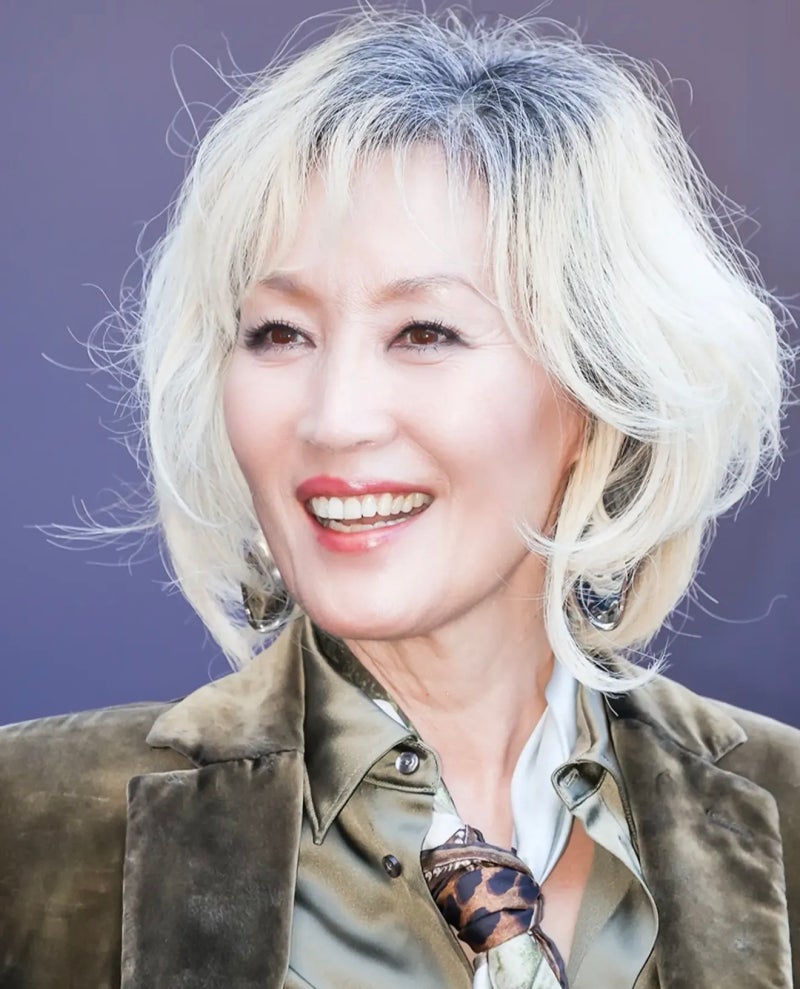 "이혜영이라 가능한가?"...60대 압도적 금발 벨벳 자켓 스타일링, 숨겨진 비밀은