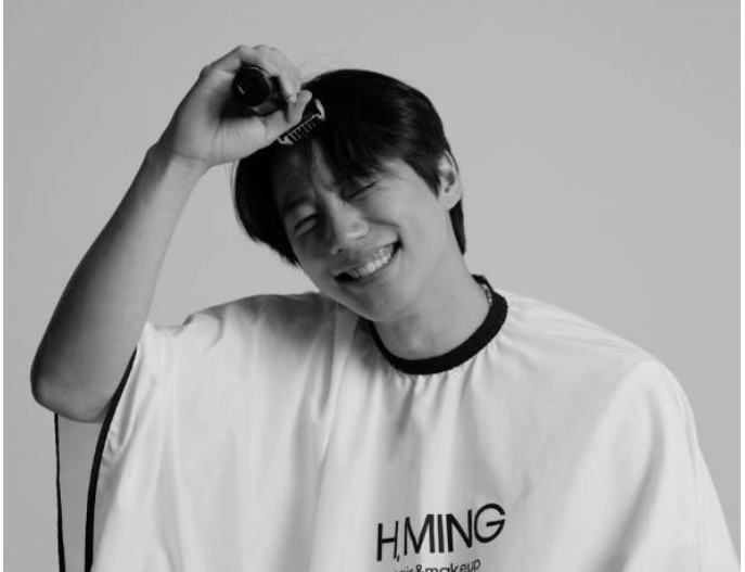 "분명 군대 갔다고 들었는데?" 군악대 제복 입고 무대 뒤집은 이준영 프로필·나이·키·학력·....