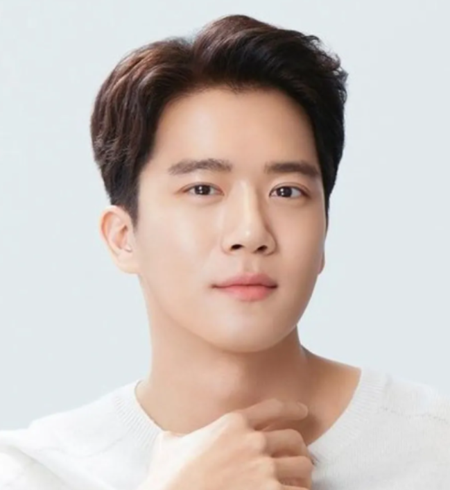 뇌섹남 하석진 프로필 고향 나이 혈액형 MBTI 재산 사건사고 열애설 IQ 학력 이슈 대표작 총정....