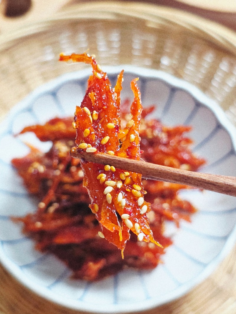 추석 밑반찬으로 딱! 매콤달콤 황태채무침, 불 없이 5분이면 끝