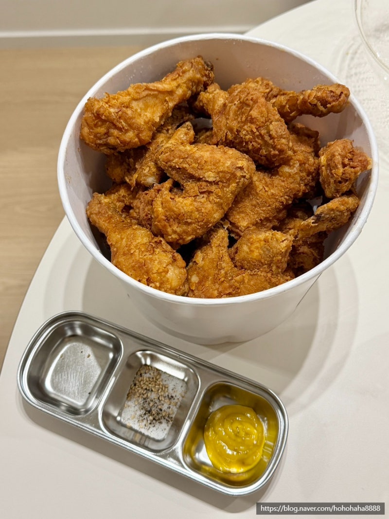 코스트코 치킨 후라이드치킨 튀김옷에서 고소한 땅콩 맛이?