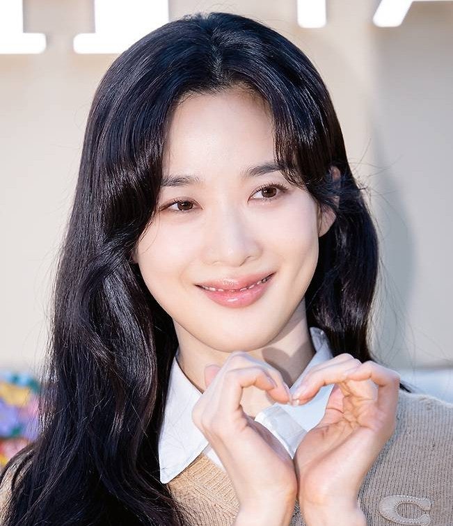 이청아 고분고분한 킬러 하차 이유, 교통사고 부상 재발 전말 총정리