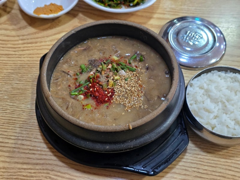 제주도 여행 필수 코스 고사리 해장국 맛집 [우진해장국] 본관 별관 웨이팅 vs 포장, 주차 꿀....