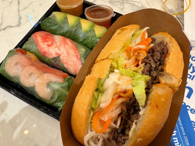 신세계백화점 강남 맛집｜블루버터플라이 반미·스프링롤 후기