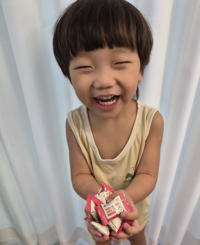 우리 아이 멀티비타민은 맛있는 키즈텐 멀티비타민 구미 비타민젤리로 챙겨요