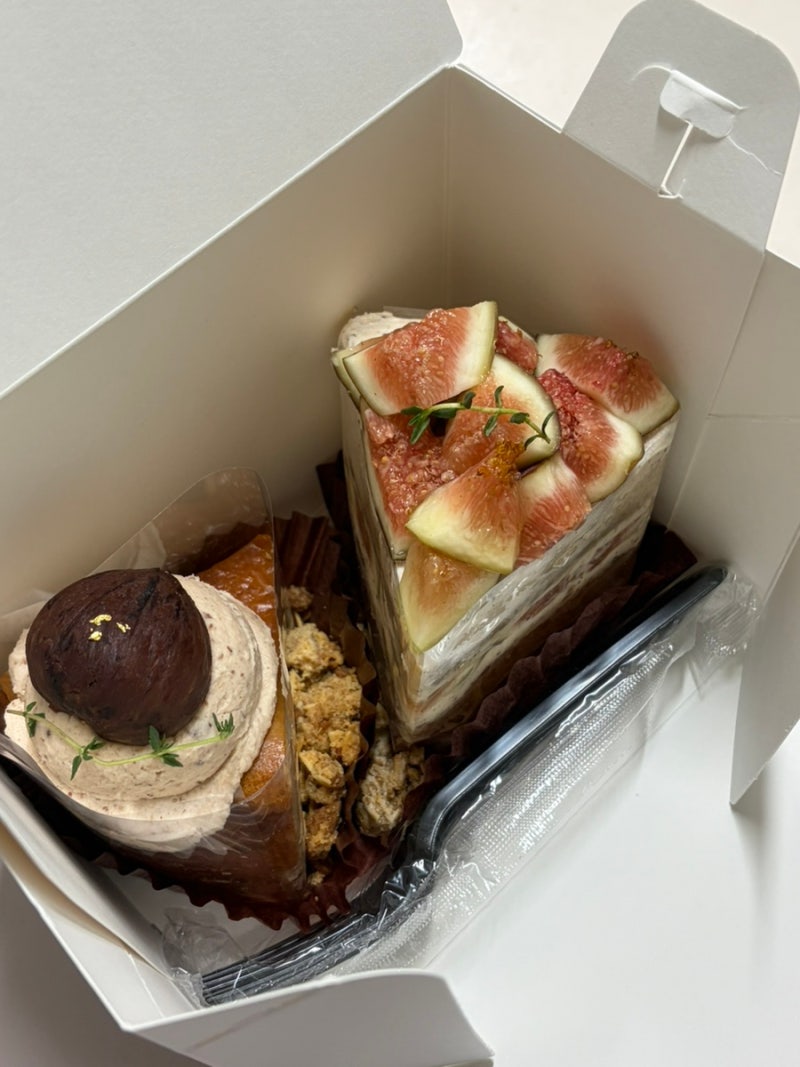 송도 아트포레 케이크 맛집 > 루엔커피로스터스 케이크 포장 후기