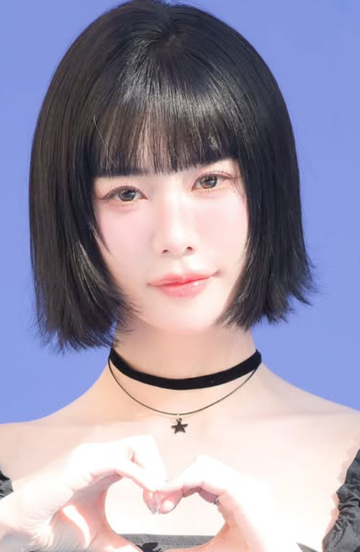 이것이 진정한 "화려한 싱글"… 만 41세 클라라, 원조 레깅스 여신 근황 프로필