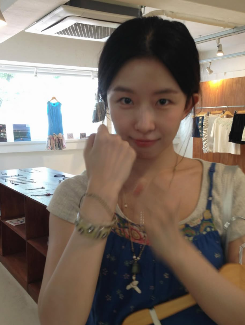 장기하♥윤가이 공개 열애 근황, 26번째 생일은 절친과 함께