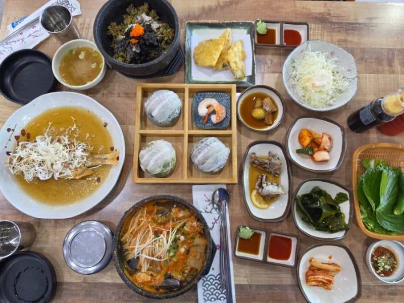함덕횟집 추천 함덕해수욕장 오션뷰 맛집 뜰채 점심특선 전복돌솥밥 정식 후기
