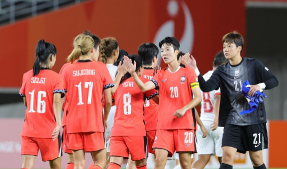 한국 여자축구 11골 무실점방글라데시 6-0 완파 8강 확정