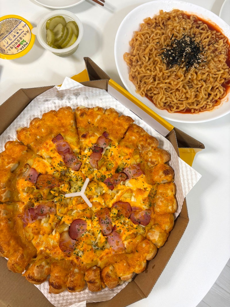 피자스쿨 오지치즈포테이토피자 불닭볶음면 꿀조합 | 드디어 먹어본 후기 (가격,토핑,맛)