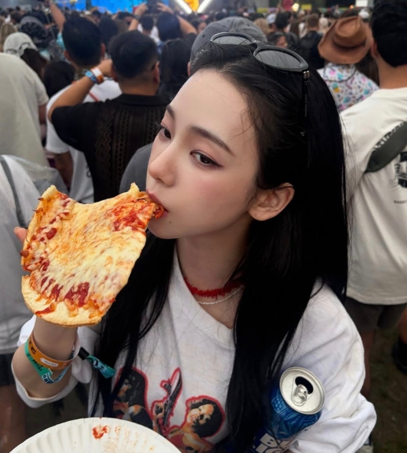 에스파 카리나 ‘우주떡집’ 알바 떴더니…매출 108만2800원 역대 최고