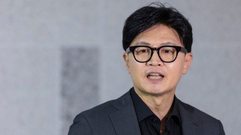 한동훈 “9억 받아 처먹고 스폰서 받는 김민석 등 떼로 덤벼도 두렵지 않다”