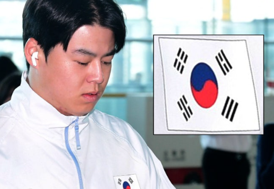 “태극기가 왜 거꾸로?”…야구대표팀 출국날 주장 노시환 단복에서 발견된 황당 실수