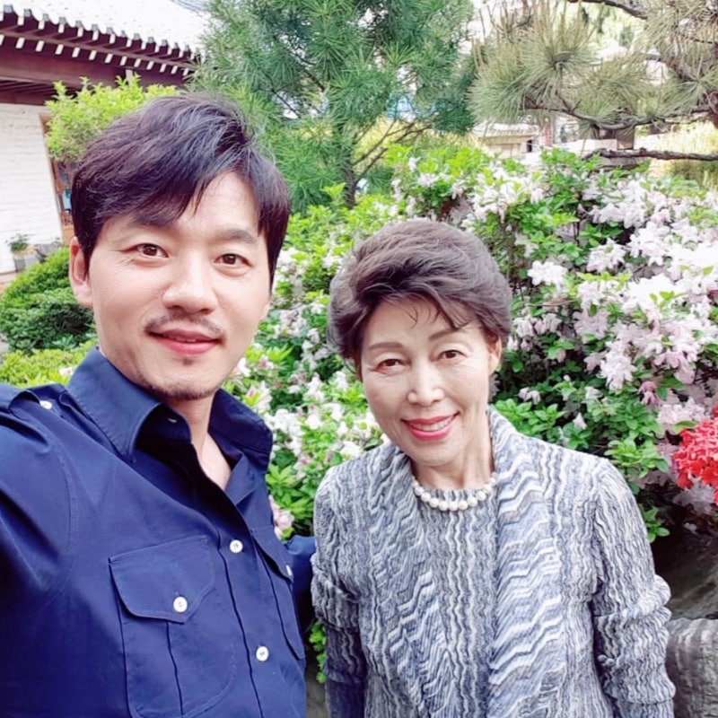 “16년째 연애 못했다더니.. 결국 어머니까지 나섰습니다” 김승수, 이게 무슨 일이야?