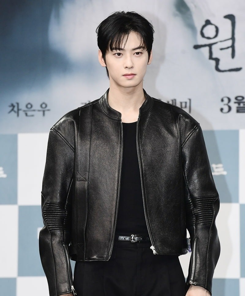 차은우 카페 테이블 밑에서 나온 그 물건…50대 여성이 두 번이나 찾아간 이유