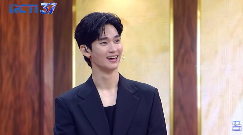 김수현 눈물 기자회견 538일 만 국내 공식석상 복귀