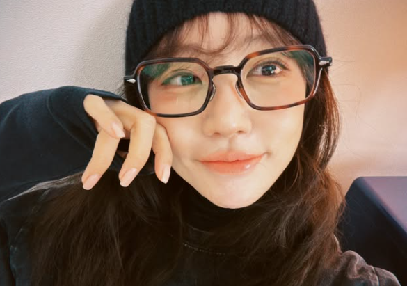 윤은혜 맞아? 어딘가 달라진 분위기! 근황 패션 및 인스타 착장 정보 정리 ✨