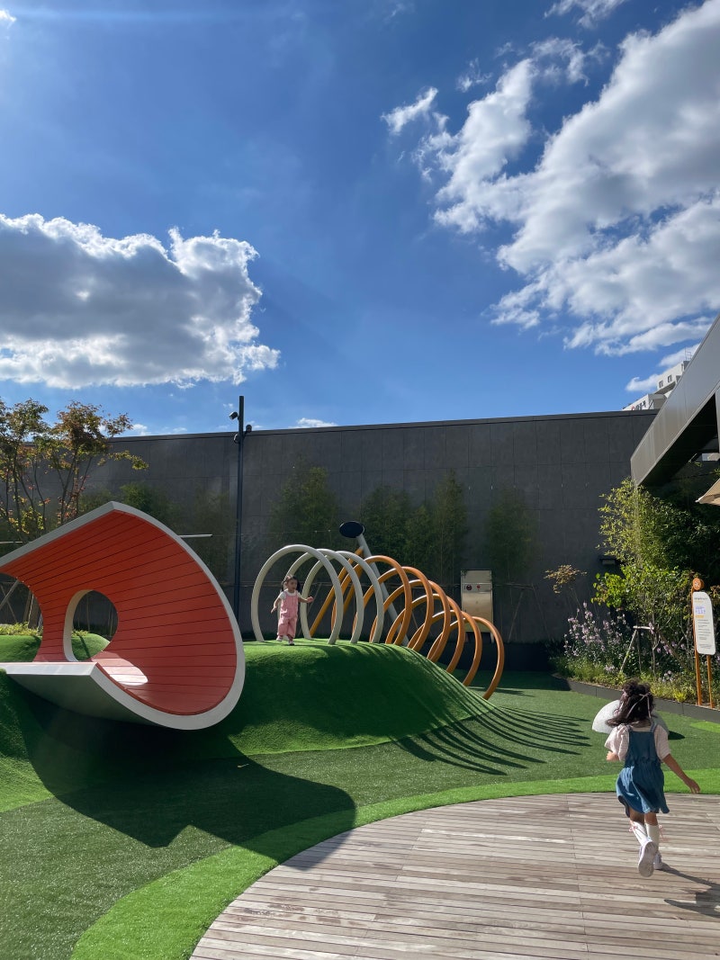 Starfield Village Unjeong Rooftop Garden & Outdoor Playground in Paju: A Place You'll Want to Visit Every Day with Kids