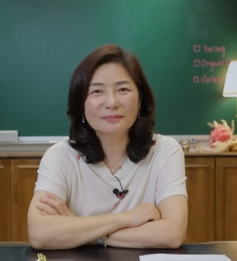 하루 3시간씩 했다… 50대 김미경의 독한 영어공부법