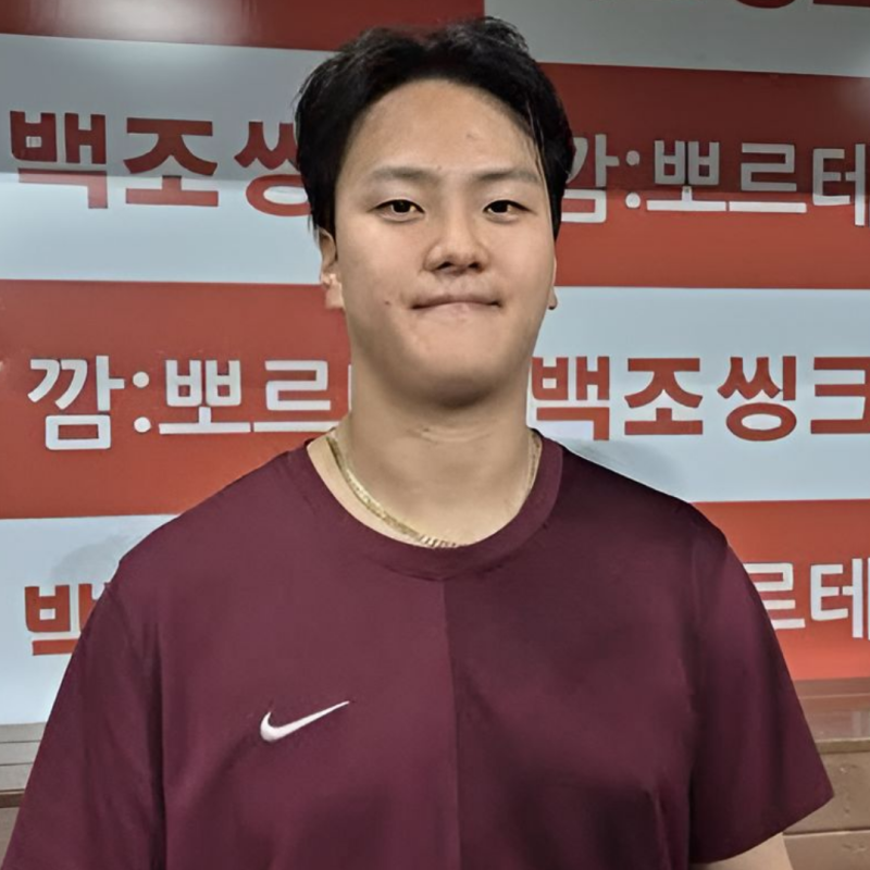 김건희 출국 사진 한 장에 팬들 발칵 주머니 속 ‘담배로 보이는 물건’, 갑론을박 터졌다