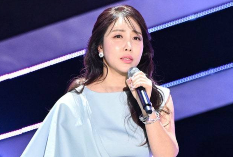 “‘불륜소송 1심 패소’ 숙행, 前남친 증인 신청했지만 거부…방송 중단 후 “칩거·생활고....