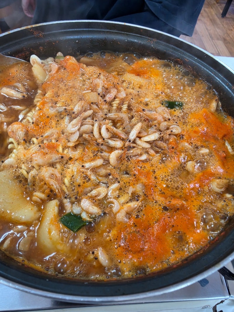 천안 민물새우매운탕 맛집 이모네매운탕
