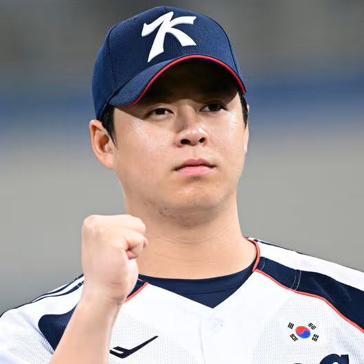 "국대 주장이라는 선수가 설마…" 노시환 아시안게임 태극기 논란, 누구의 잘못인가