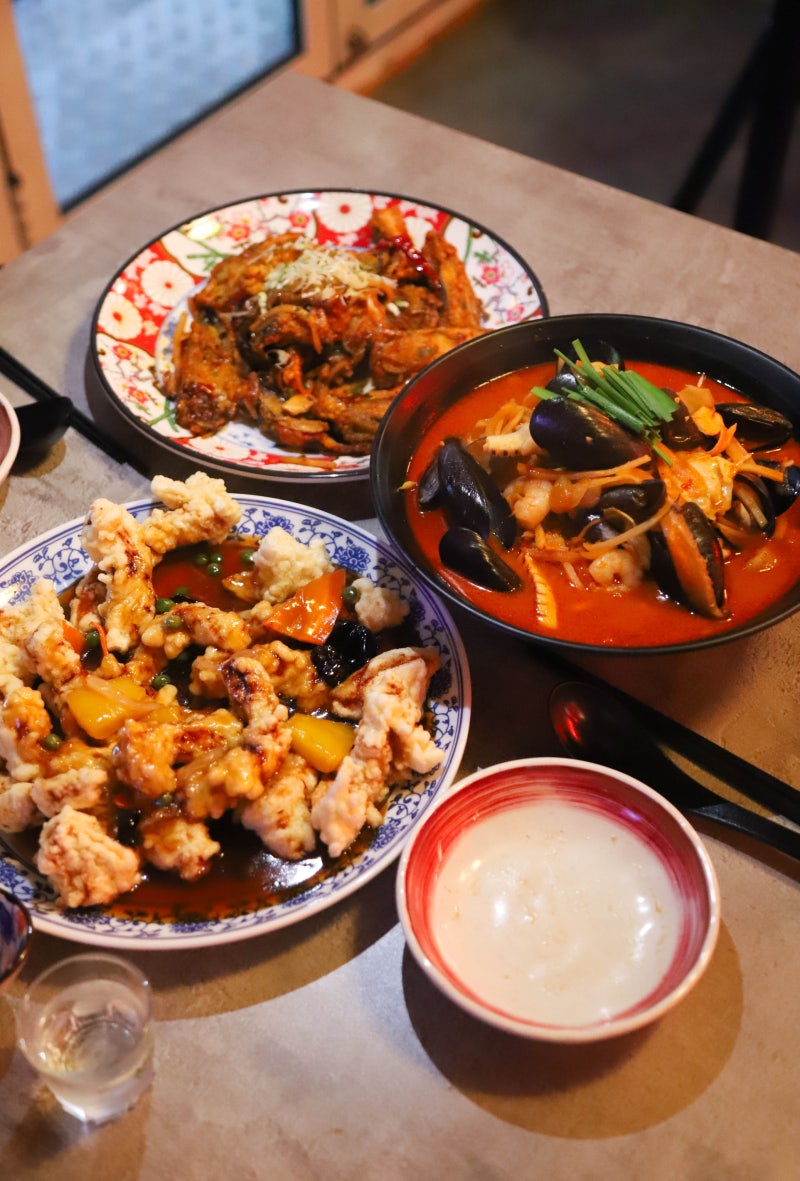 춘천 팔호광장맛집 호담 퓨전 중식펍 홍콩 분위기 좋은 술집