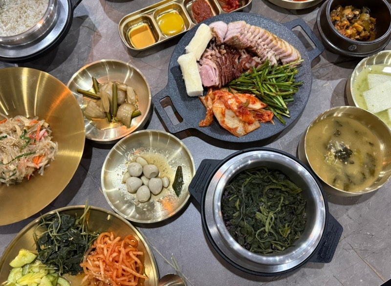 순천 신대 맛집 봄날애 보리밥｜항아리 바베큐에 반찬 푸짐한 순천 신상 한식집
