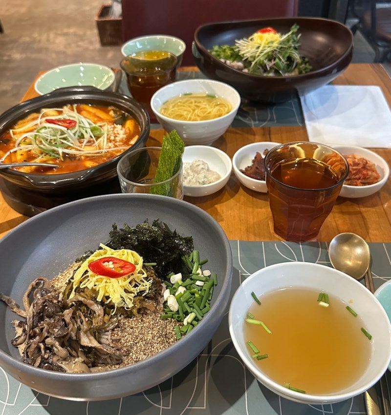 서울 경복궁역 한식 맛집 [사발] 솔직 후기 | 서촌 맛집 점심 및 데이트코스 추천